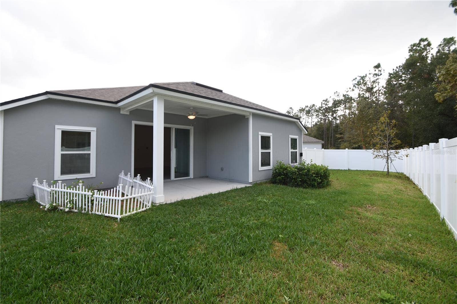 52 OAKLEAF WAY, Palm Coast, FL 32137 52 OAKLEAF WAY, Palm Coast, FL 32137