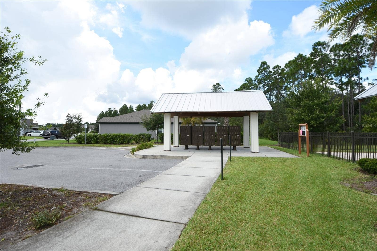 52 OAKLEAF WAY, Palm Coast, FL 32137 52 OAKLEAF WAY, Palm Coast, FL 32137