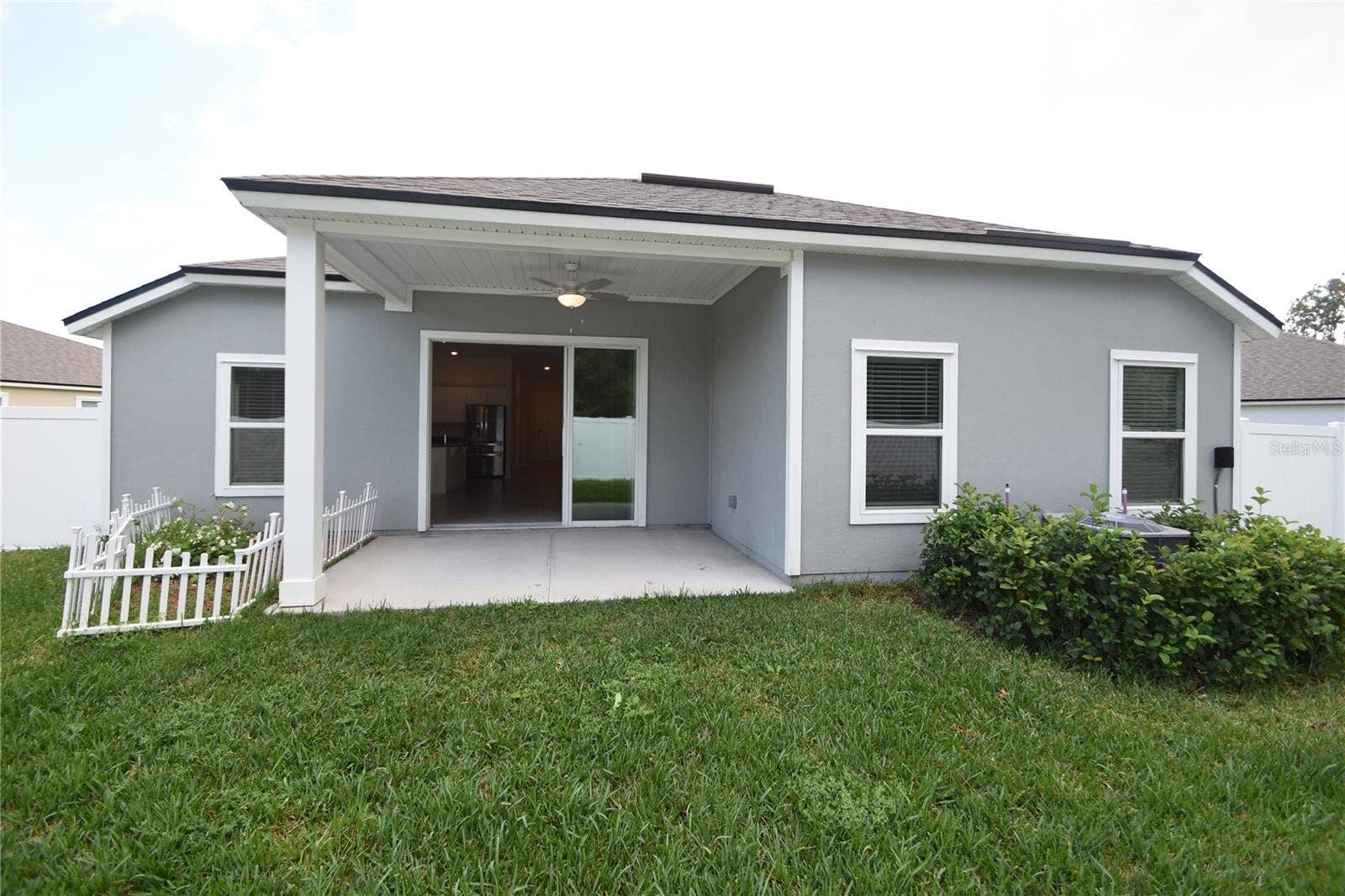 52 OAKLEAF WAY, Palm Coast, FL 32137 52 OAKLEAF WAY, Palm Coast, FL 32137