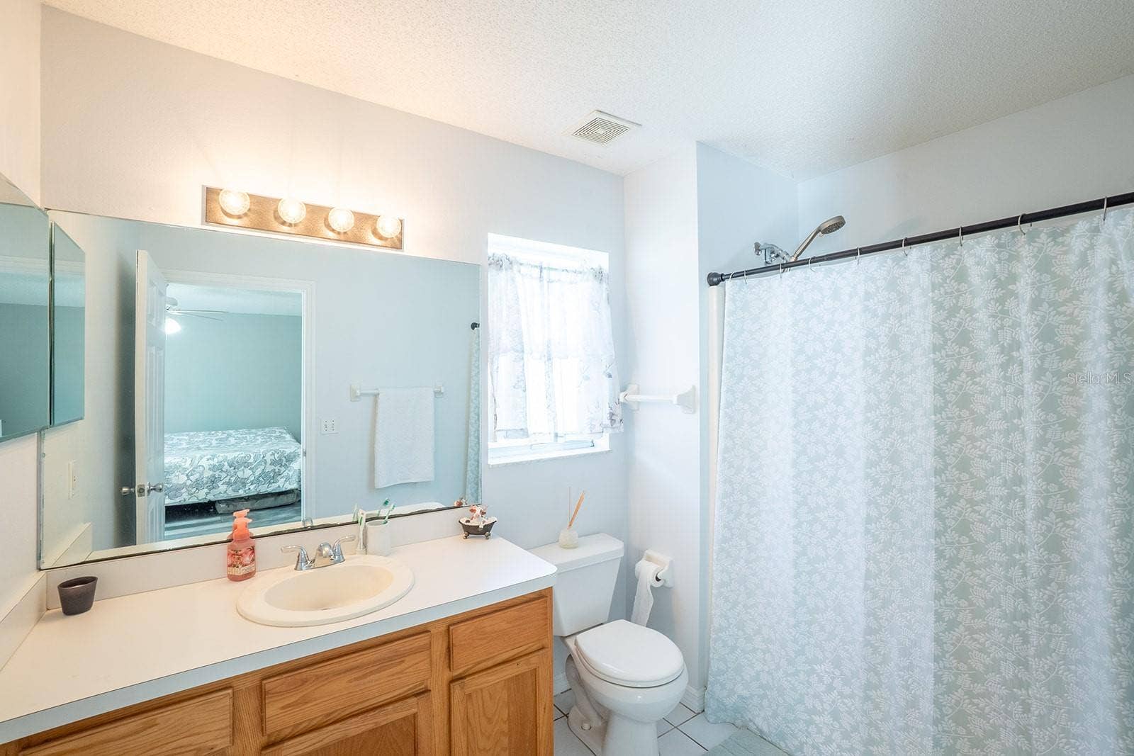 21 EMMONS LANE, Palm Coast, FL 32164 21 EMMONS LANE, Palm Coast, FL 32164