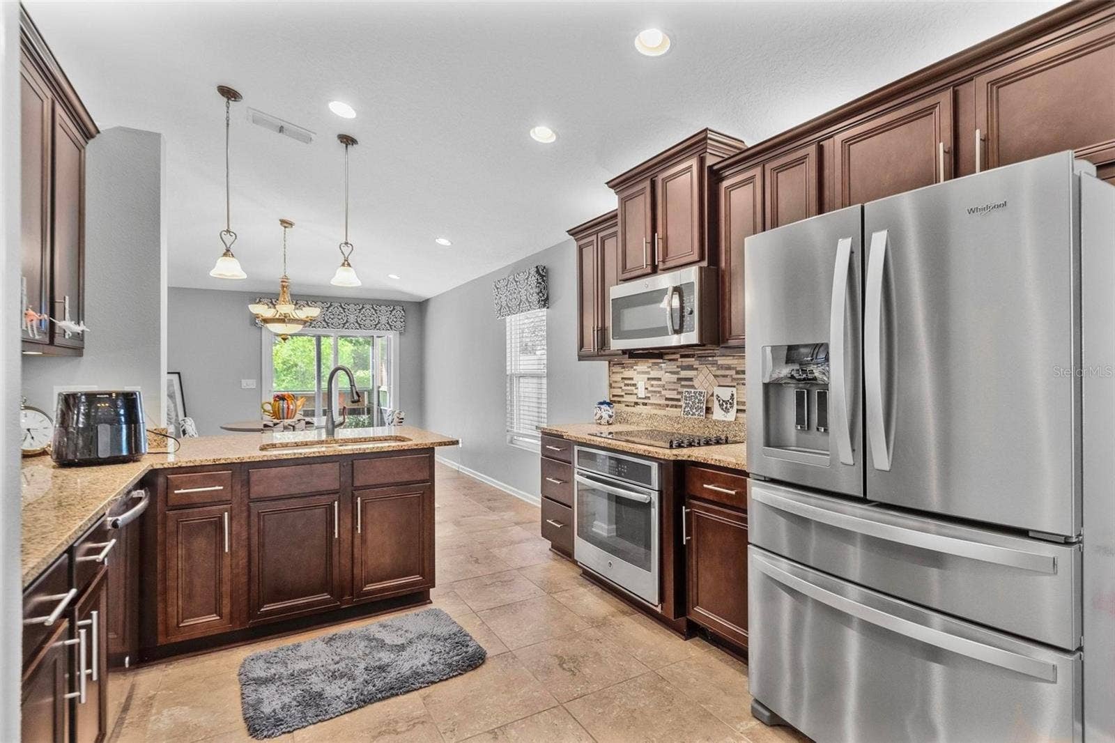 21 ARROWHEAD DRIVE, Palm Coast, FL 32137 21 ARROWHEAD DRIVE, Palm Coast, FL 32137
