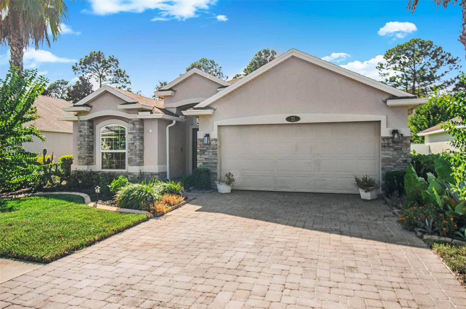 21 ARROWHEAD DRIVE, Palm Coast, FL 32137 21 ARROWHEAD DRIVE, Palm Coast, FL 32137