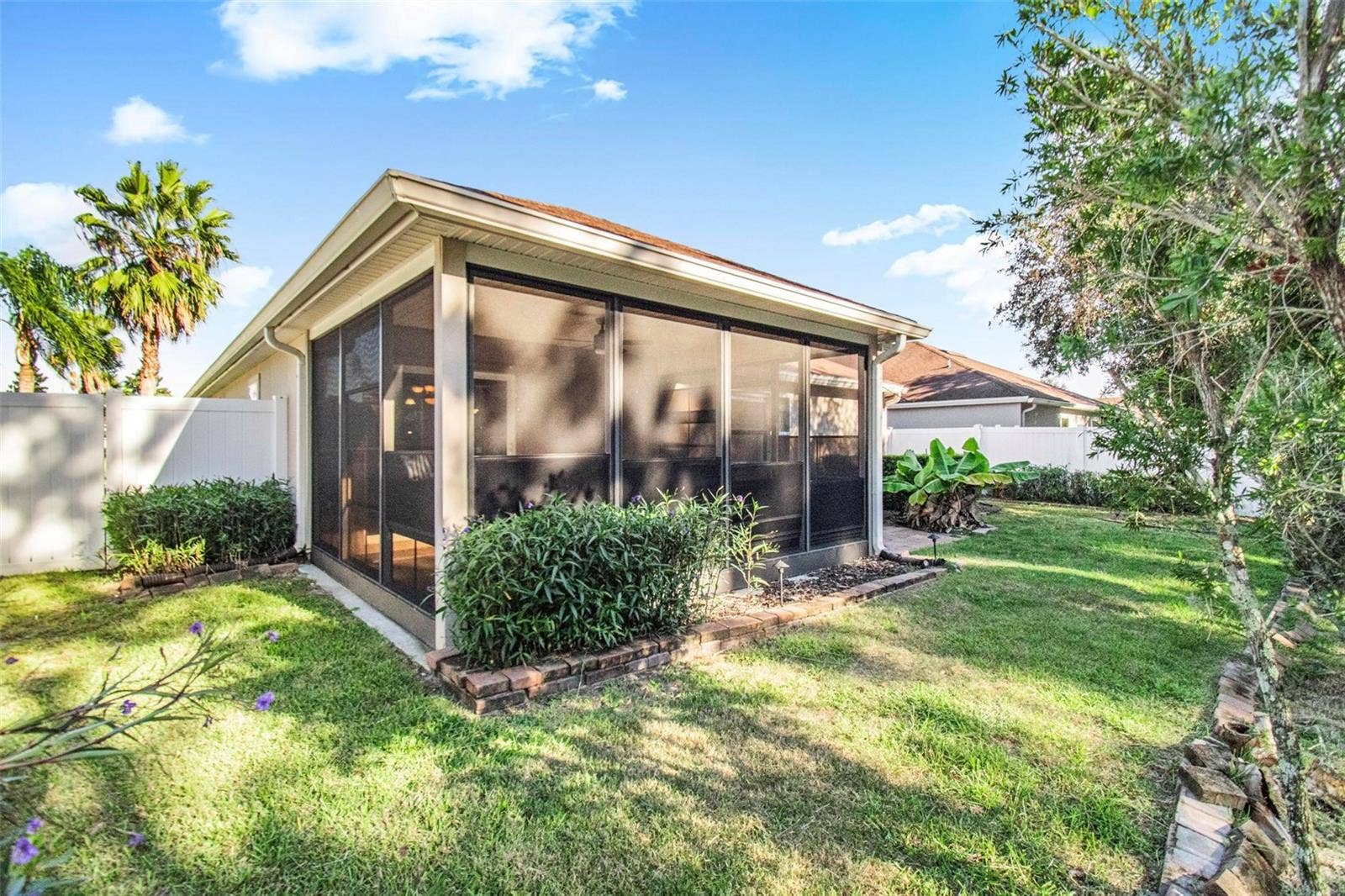 21 ARROWHEAD DRIVE, Palm Coast, FL 32137 21 ARROWHEAD DRIVE, Palm Coast, FL 32137