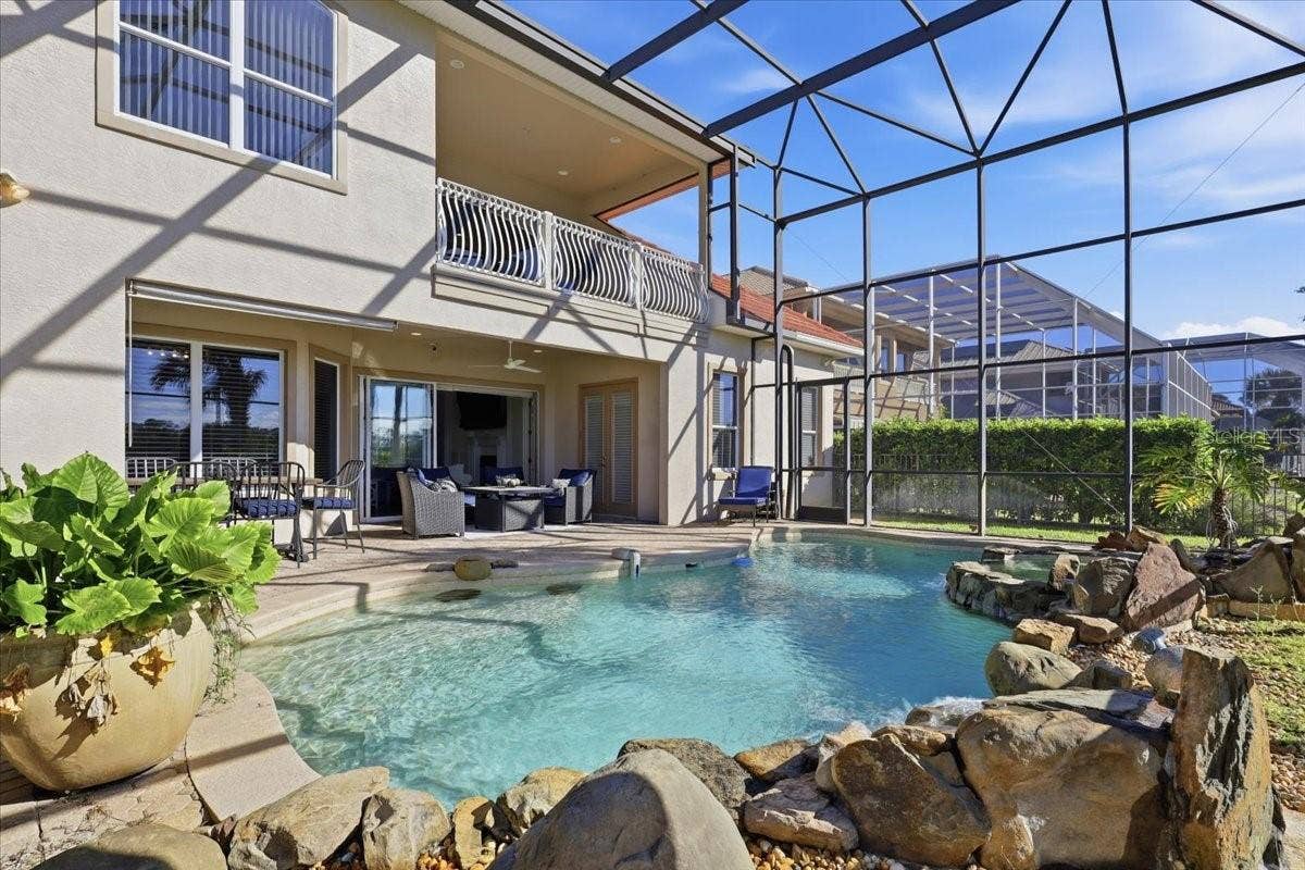 100 EMERALD LAKE DRIVE, Palm Coast, FL 32137 100 EMERALD LAKE DRIVE, Palm Coast, FL 32137