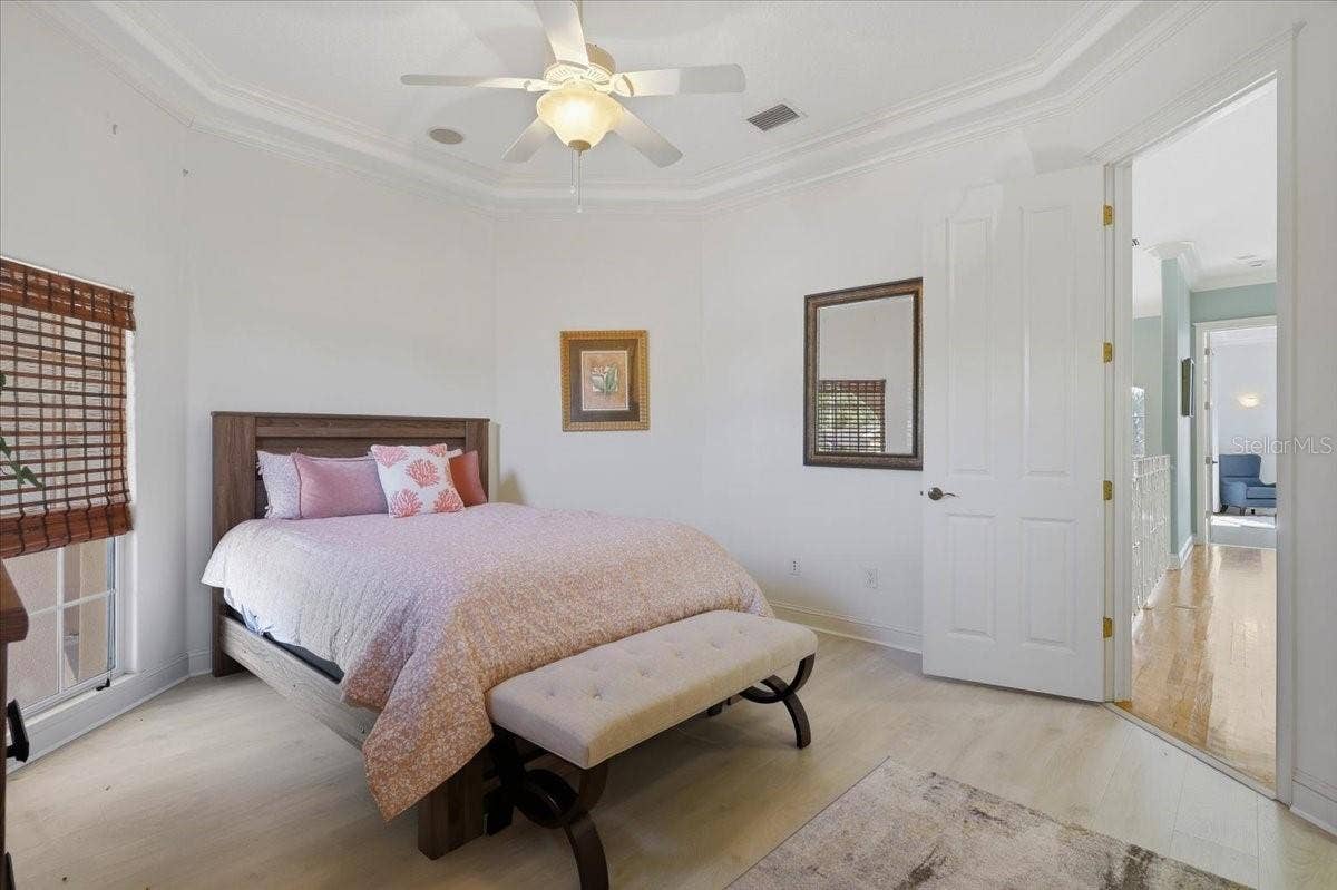 100 EMERALD LAKE DRIVE, Palm Coast, FL 32137 100 EMERALD LAKE DRIVE, Palm Coast, FL 32137