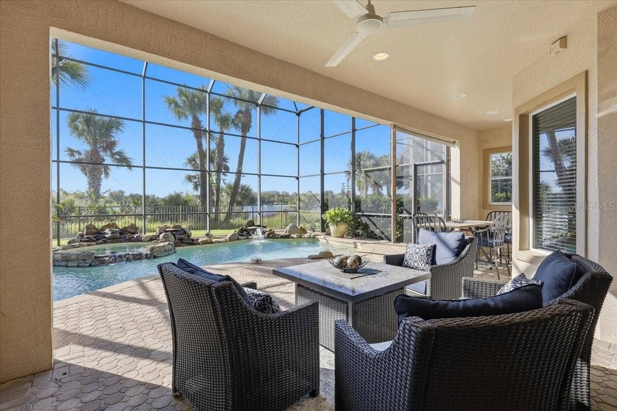 100 EMERALD LAKE DRIVE, Palm Coast, FL 32137 100 EMERALD LAKE DRIVE, Palm Coast, FL 32137