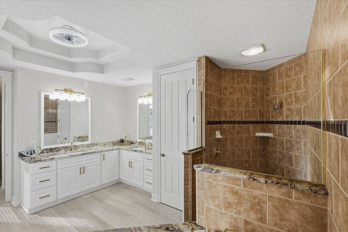 100 EMERALD LAKE DRIVE, Palm Coast, FL 32137 100 EMERALD LAKE DRIVE, Palm Coast, FL 32137