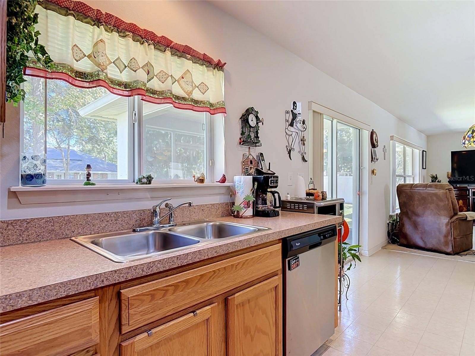 19 POPPY LANE, Palm Coast, FL 32164 19 POPPY LANE, Palm Coast, FL 32164