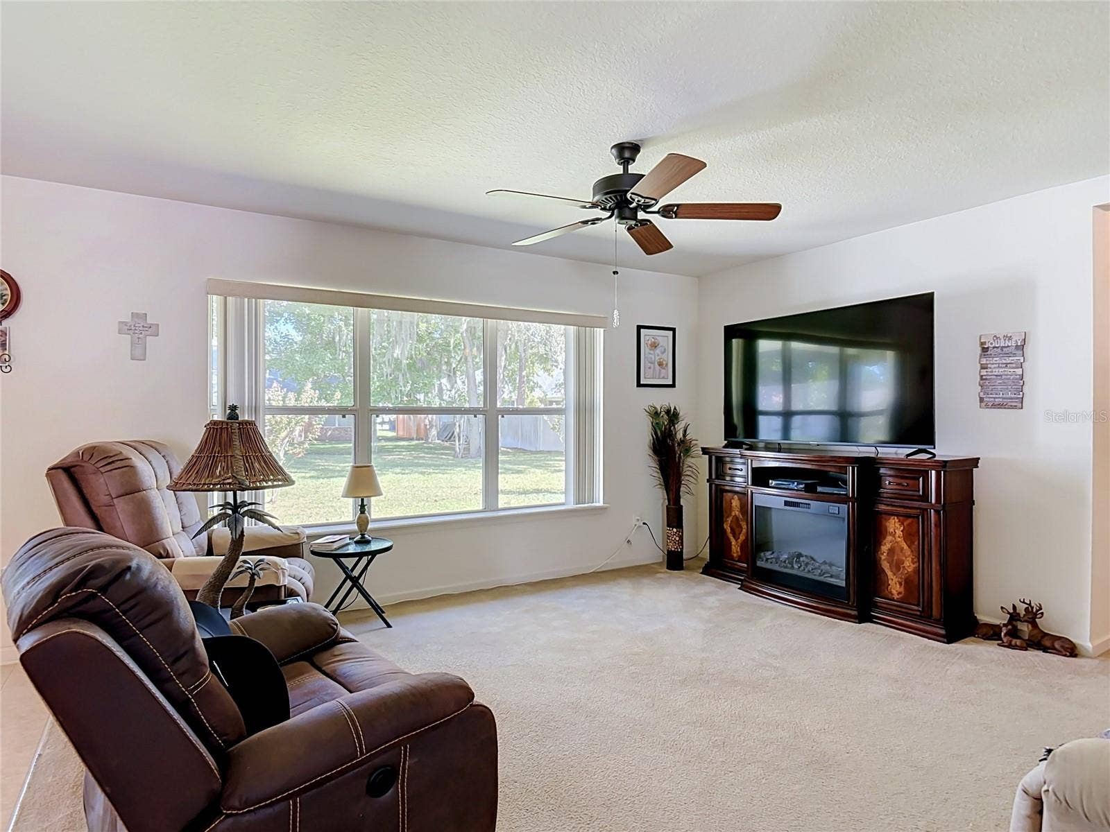 19 POPPY LANE, Palm Coast, FL 32164 19 POPPY LANE, Palm Coast, FL 32164