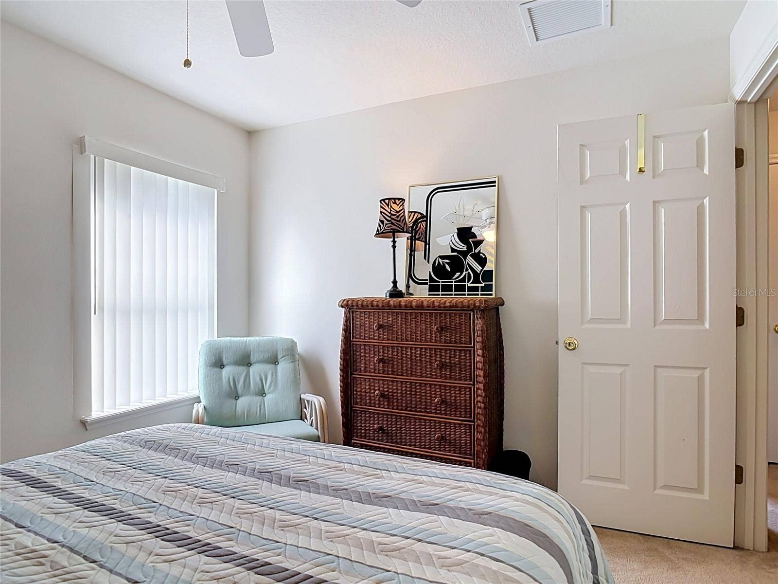 19 POPPY LANE, Palm Coast, FL 32164 19 POPPY LANE, Palm Coast, FL 32164