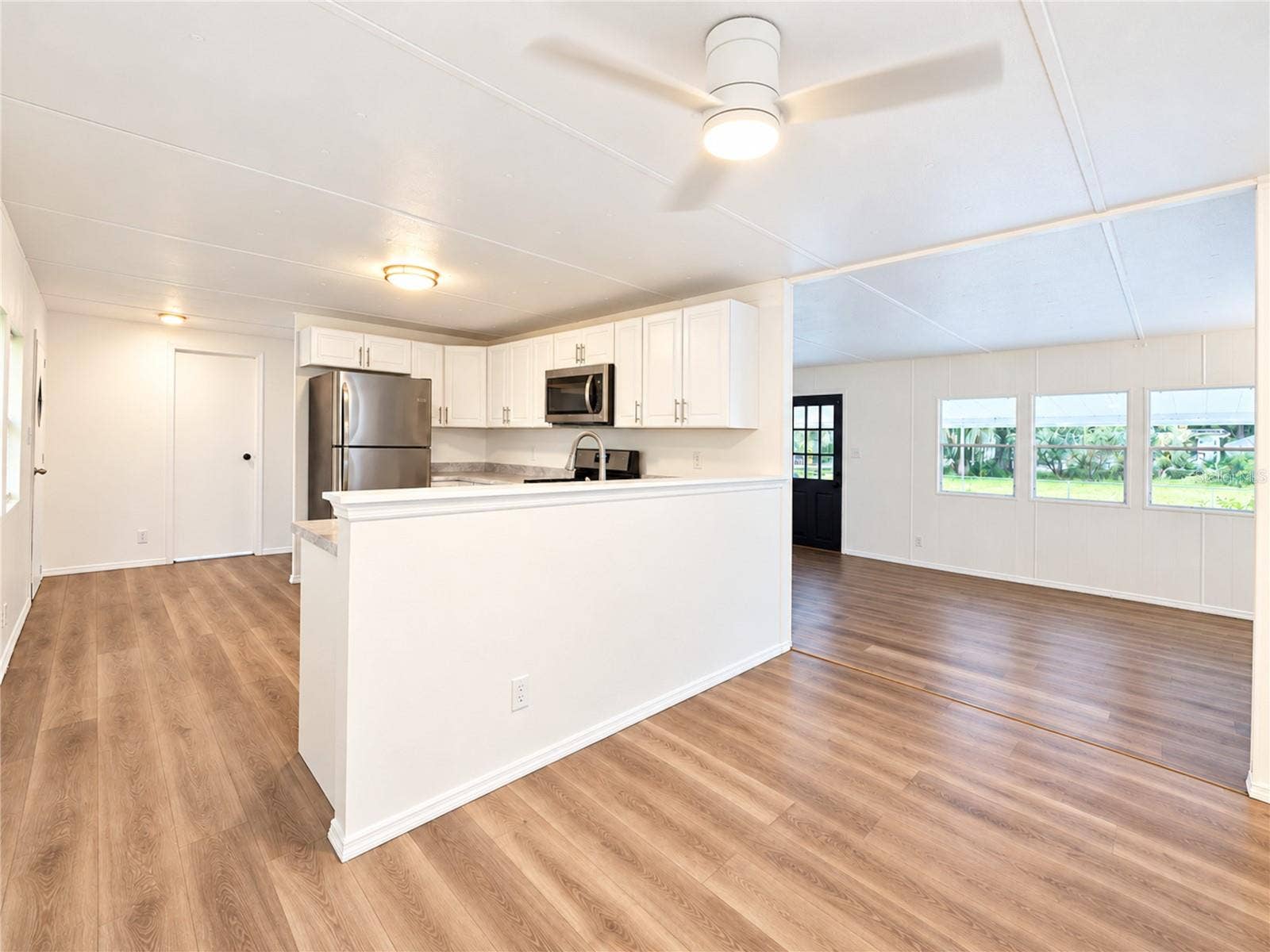 208 NAVAJO STREET, Satsuma, FL 32189 Dining/Kitchen