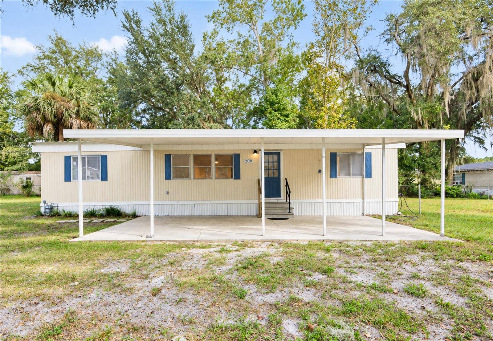 208 NAVAJO STREET, Satsuma, FL 32189 Front