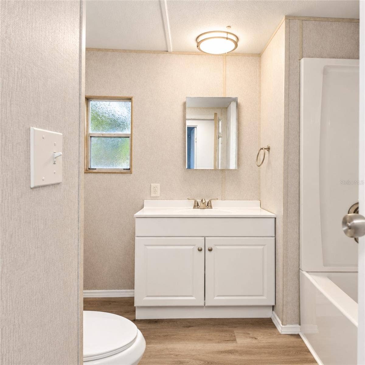 208 NAVAJO STREET, Satsuma, FL 32189 Bathroom