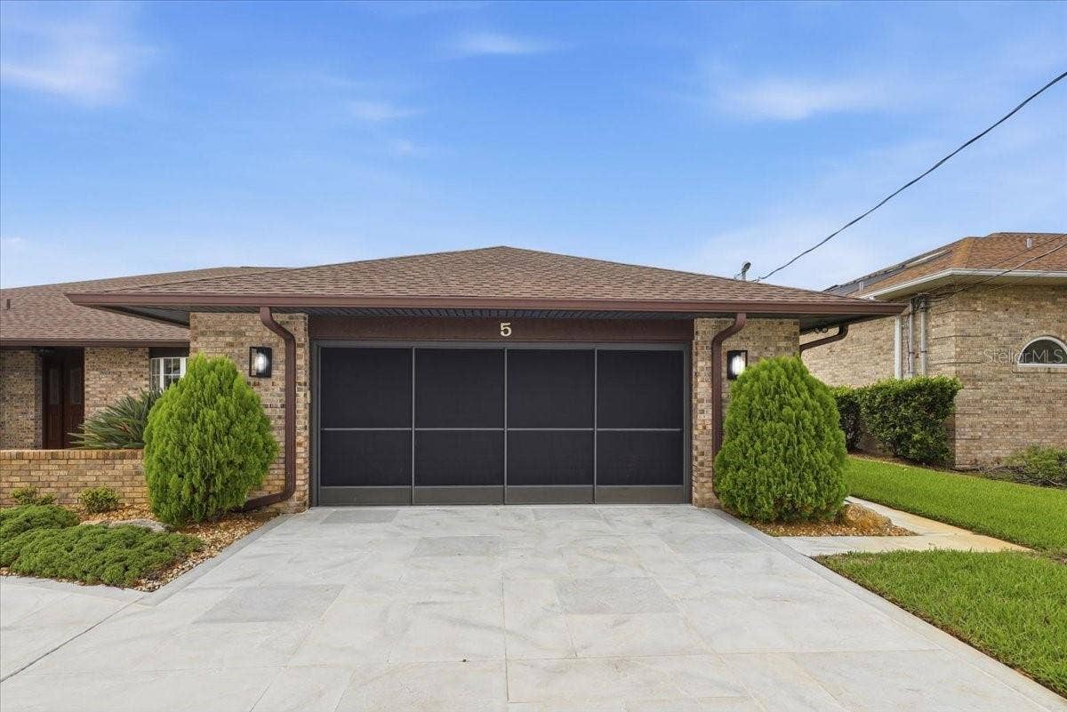 5 CHERRYTREE COURT, Palm Coast, FL 32137 5 CHERRYTREE COURT, Palm Coast, FL 32137