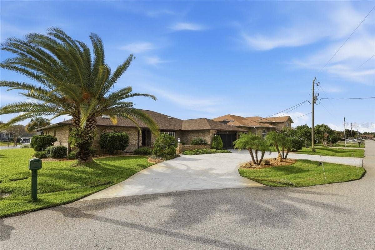 5 CHERRYTREE COURT, Palm Coast, FL 32137 5 CHERRYTREE COURT, Palm Coast, FL 32137