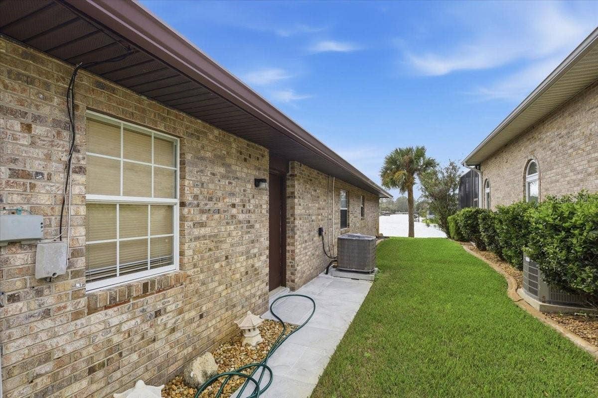 5 CHERRYTREE COURT, Palm Coast, FL 32137 5 CHERRYTREE COURT, Palm Coast, FL 32137