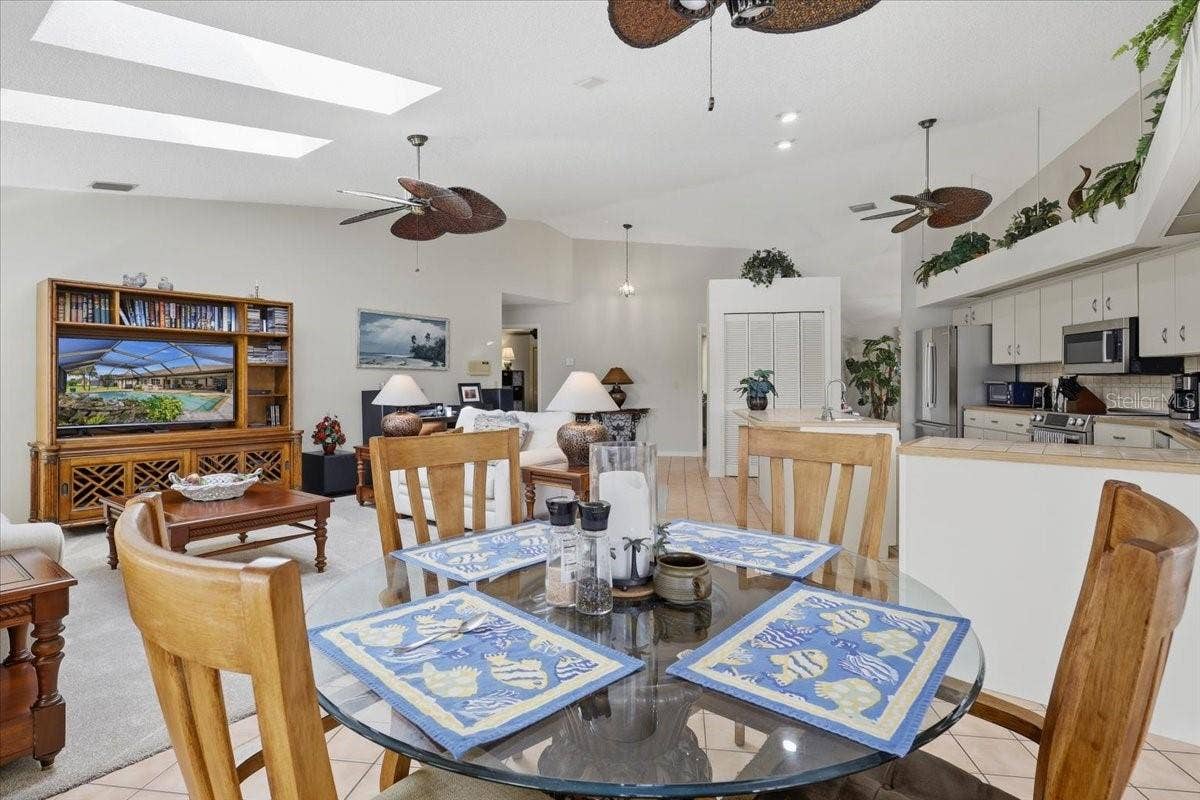 5 CHERRYTREE COURT, Palm Coast, FL 32137 5 CHERRYTREE COURT, Palm Coast, FL 32137