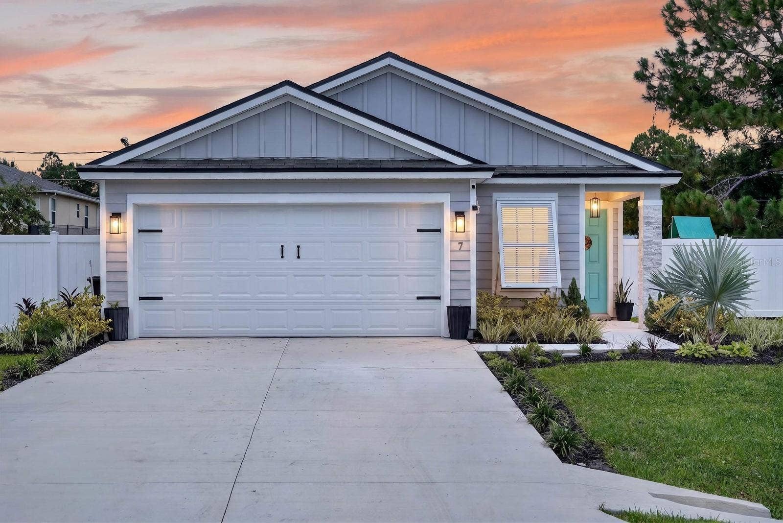 7 BILTMORE PLACE, Palm Coast, FL 32137 7 BILTMORE PLACE, Palm Coast, FL 32137