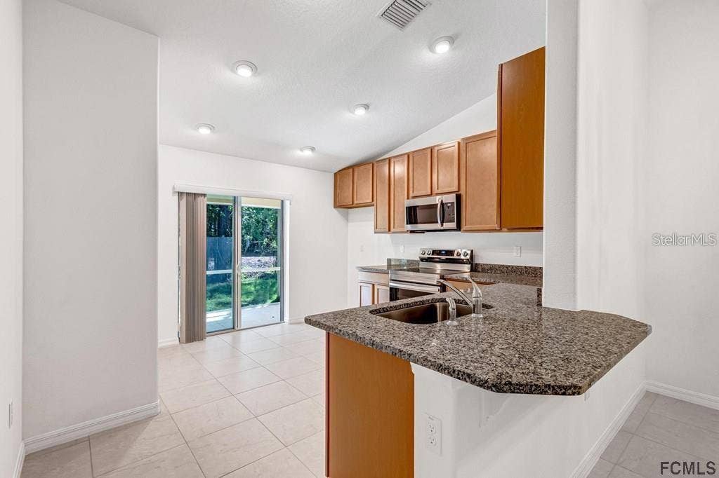 117 WELLWOOD LANE, #B, Palm Coast, FL 32164 117 WELLWOOD LANE, #B, Palm Coast, FL 32164