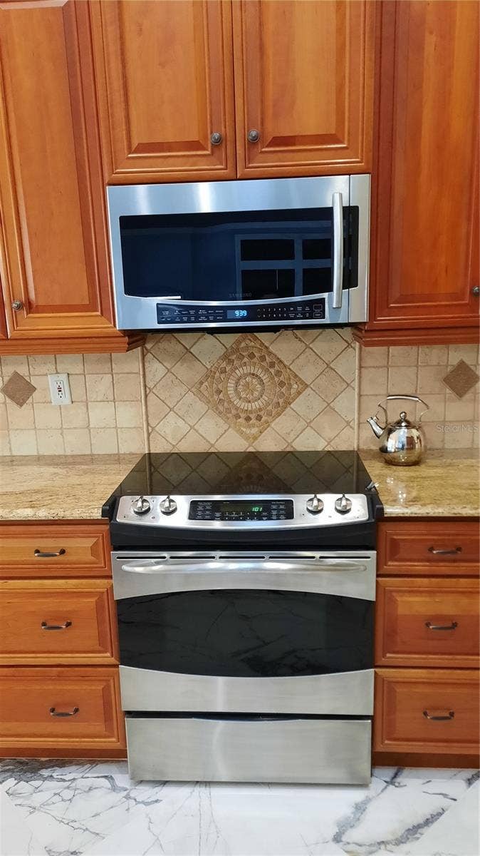 3621 GALWAY LANE, Ormond Beach, FL 32174 3621 GALWAY LANE, Ormond Beach, FL 32174