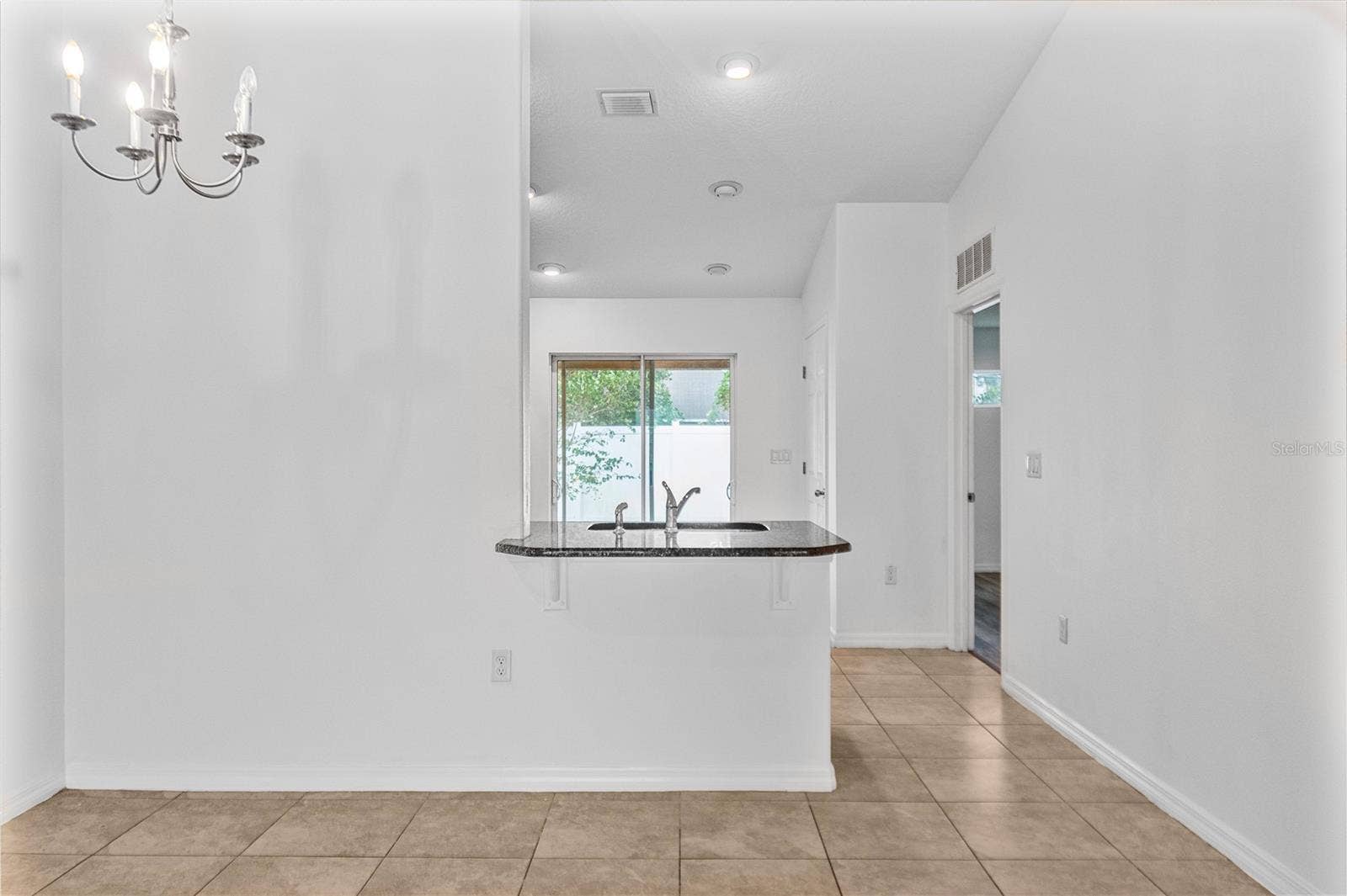 20 RAINSTONE LANE, Palm Coast, FL 32164 20 RAINSTONE LANE, Palm Coast, FL 32164