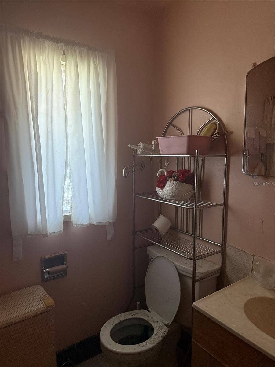 1405 OCEAN STREET, Palatka, FL 32177 1405 OCEAN STREET, Palatka, FL 32177