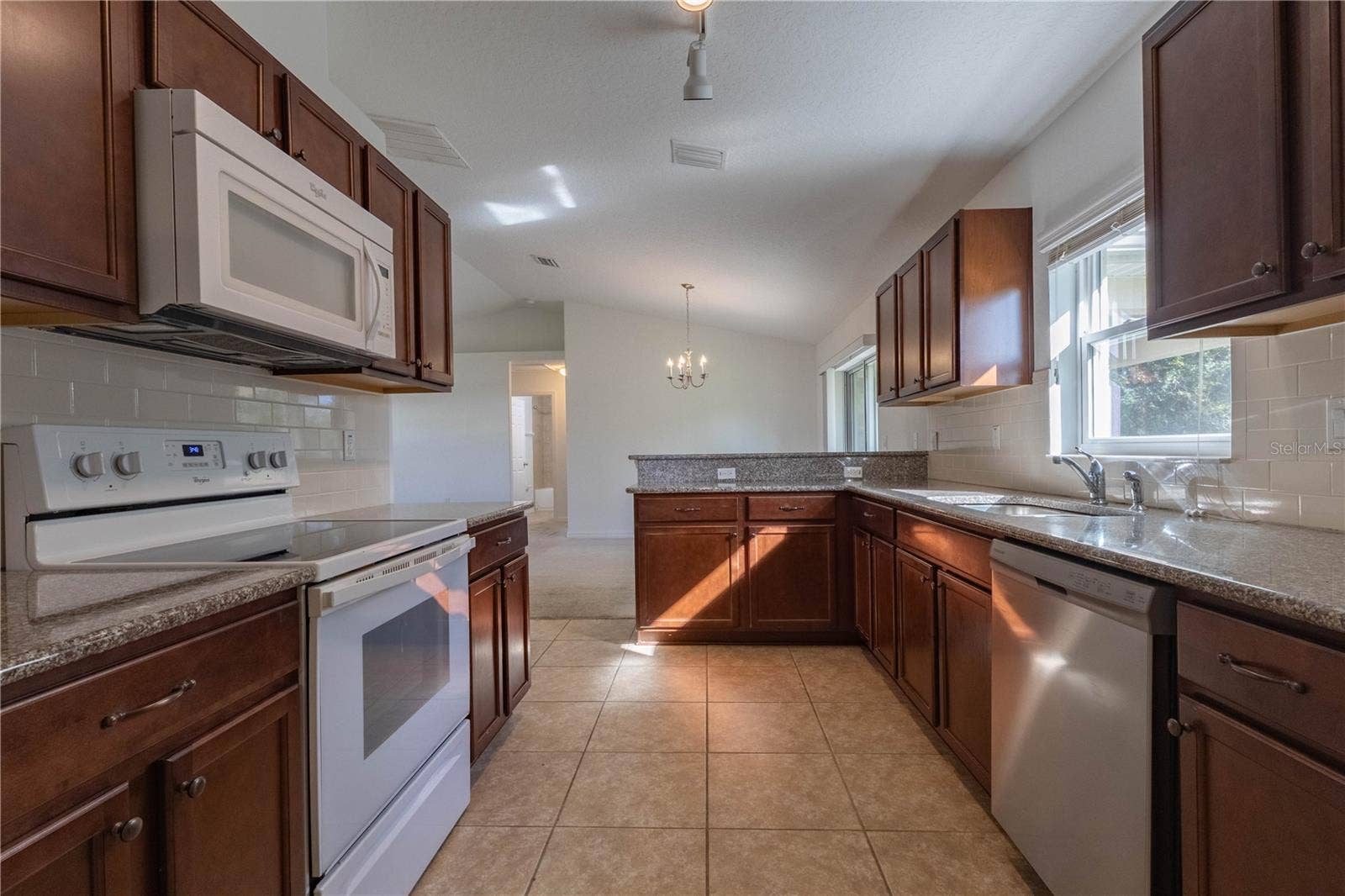 21 WHETSTONE LANE, Palm Coast, FL 32164