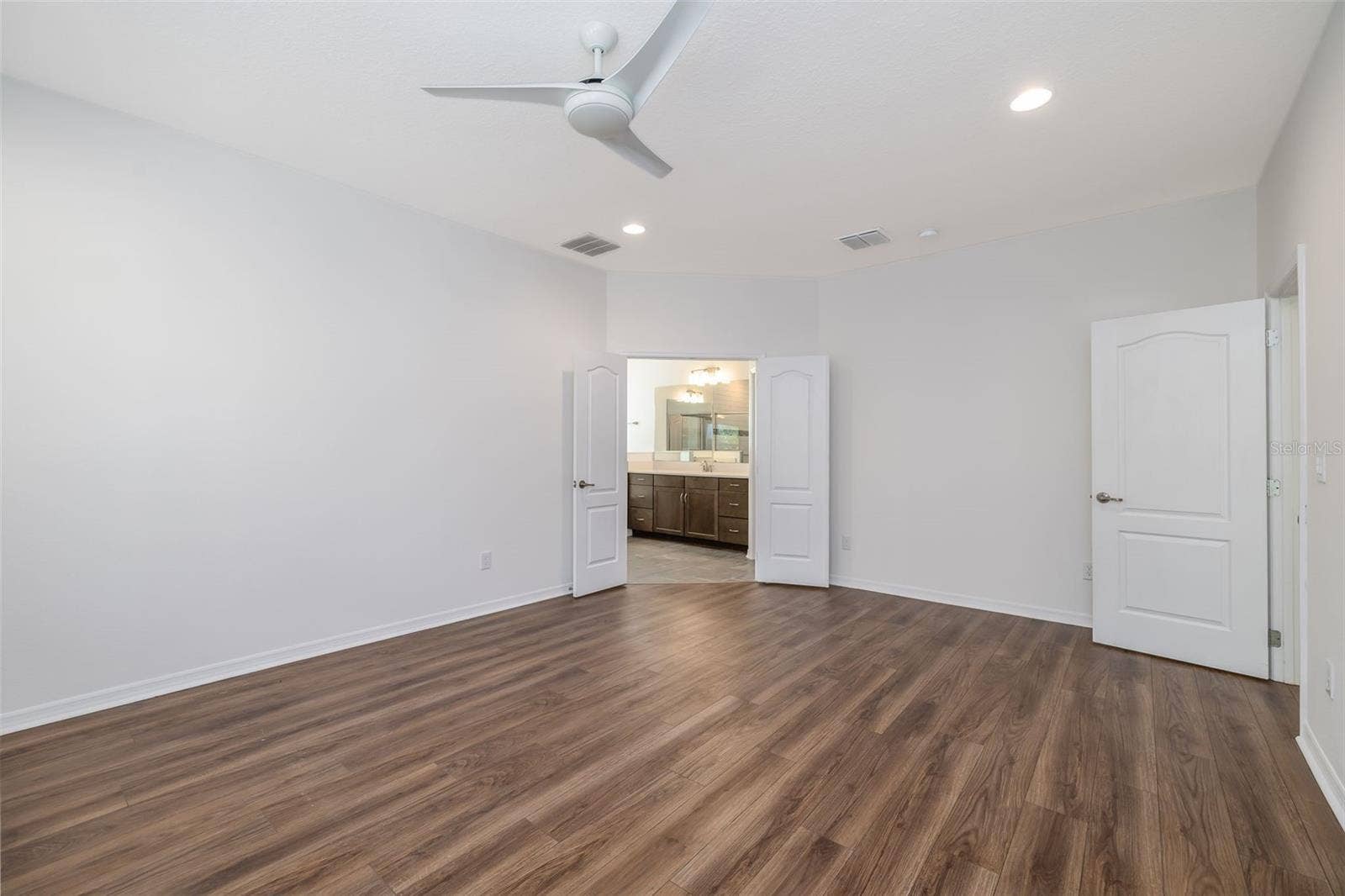 754 TRILLIUM COURT, Debary, FL 32713 754 TRILLIUM COURT, Debary, FL 32713