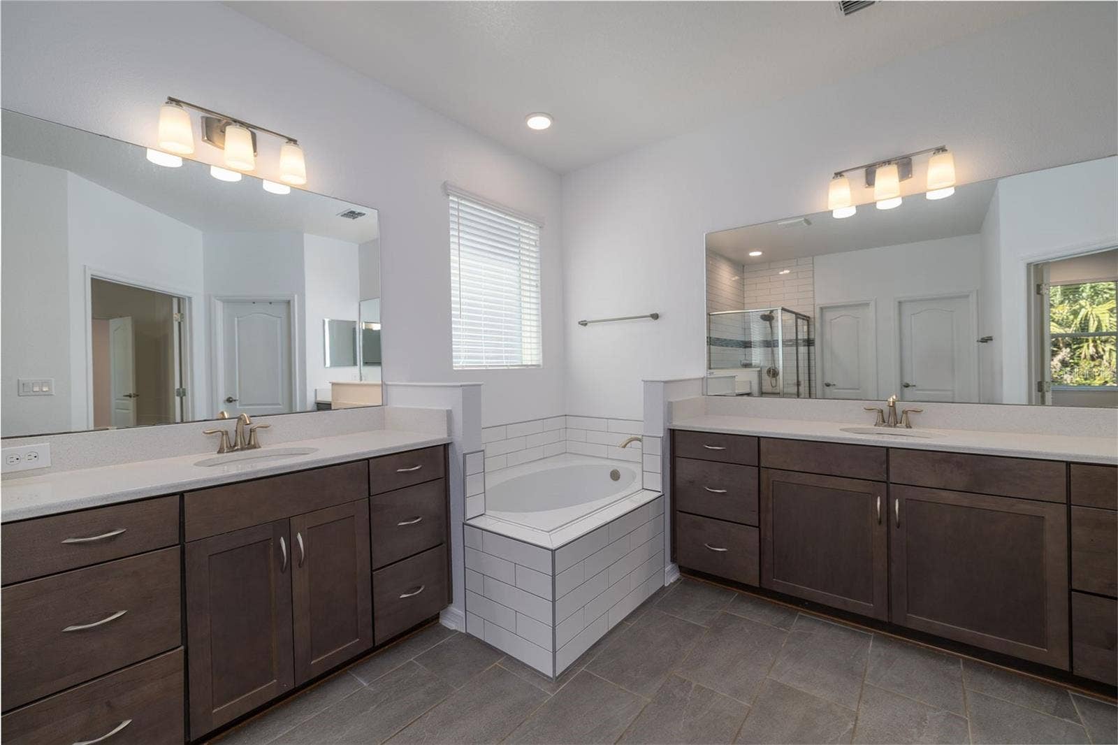 754 TRILLIUM COURT, Debary, FL 32713 754 TRILLIUM COURT, Debary, FL 32713