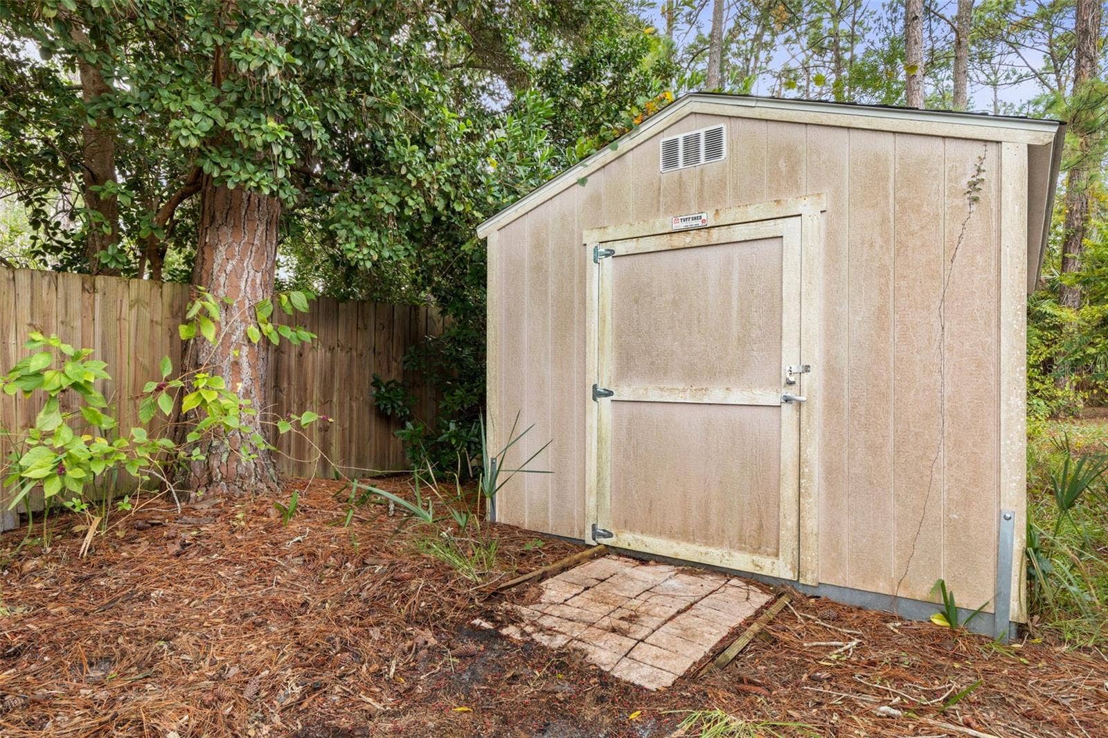 18 WINDERMERE PLACE, Palm Coast, FL 32164 18 WINDERMERE PLACE, Palm Coast, FL 32164