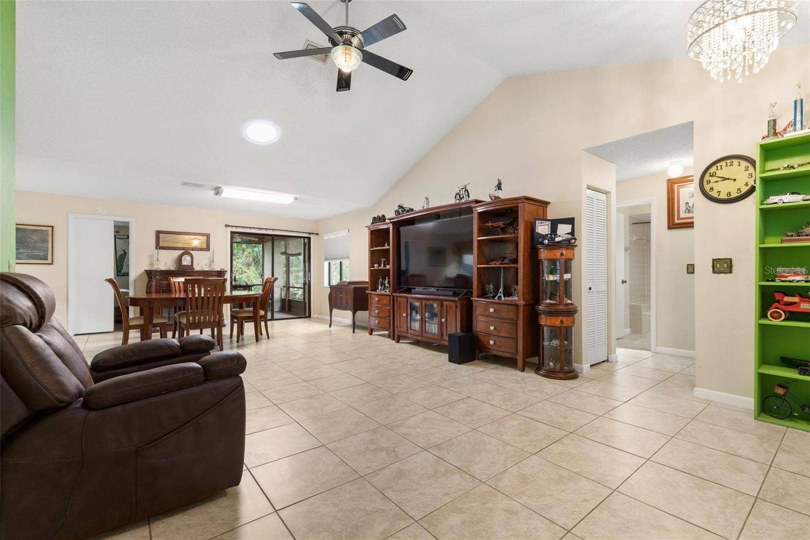 18 WINDERMERE PLACE, Palm Coast, FL 32164 18 WINDERMERE PLACE, Palm Coast, FL 32164