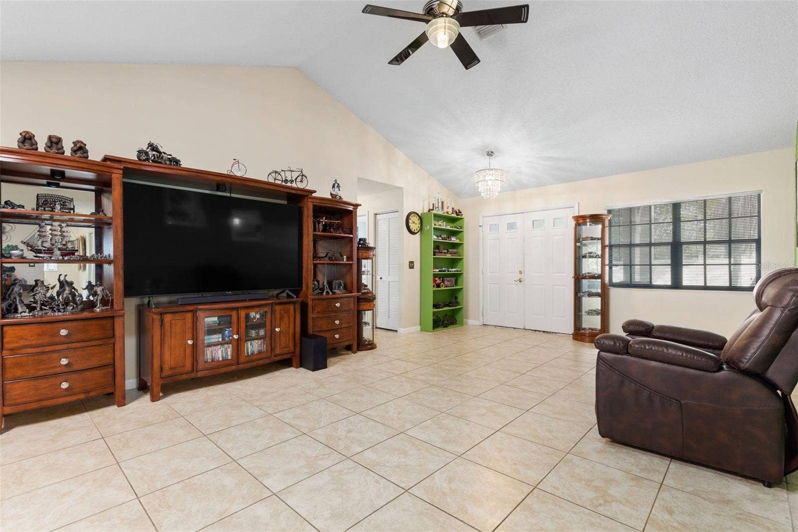 18 WINDERMERE PLACE, Palm Coast, FL 32164 18 WINDERMERE PLACE, Palm Coast, FL 32164