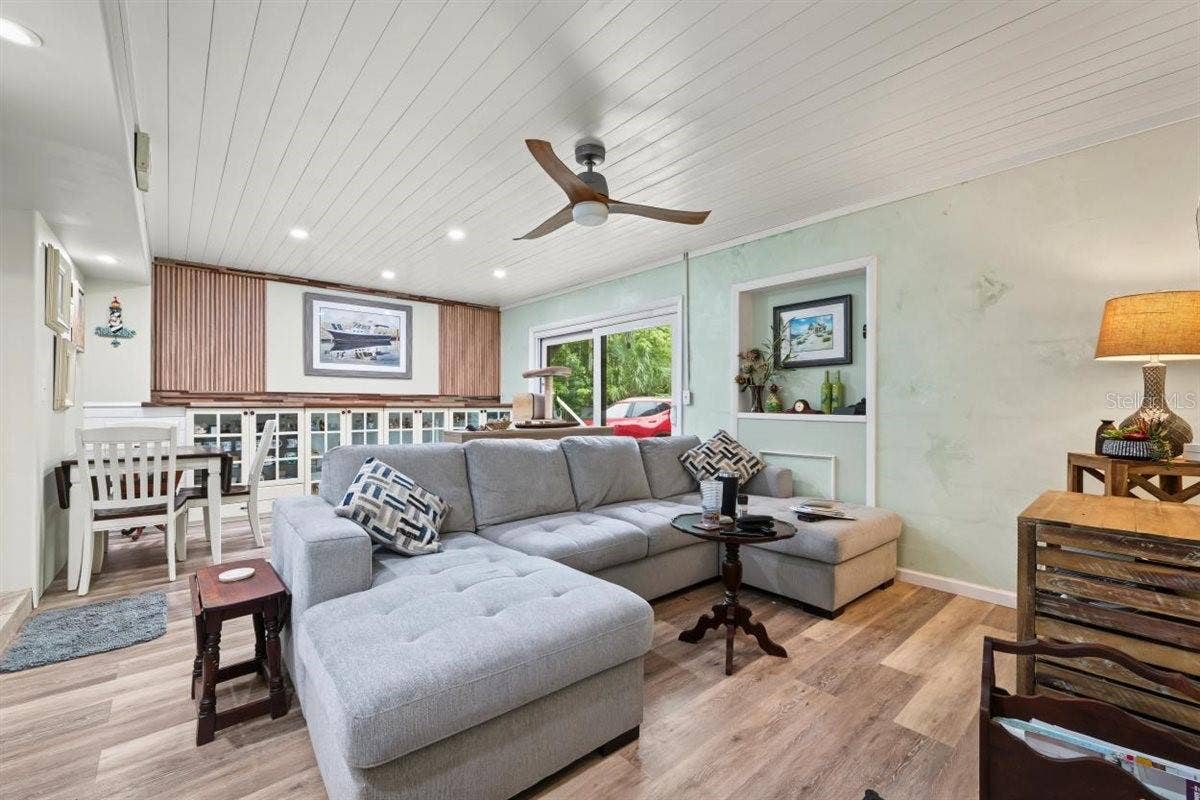 17 RIVER RIDGE TRAIL, Ormond Beach, FL 32174 In Law Suite