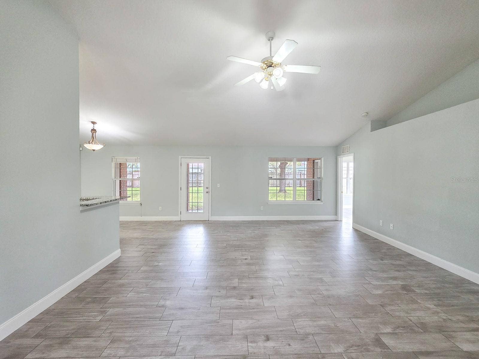 4 LLOWICK COURT, Palm Coast, FL 32164 4 LLOWICK COURT, Palm Coast, FL 32164