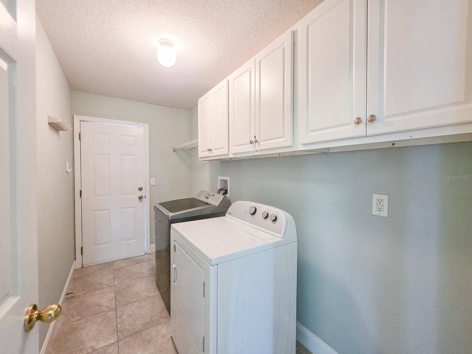 4 LLOWICK COURT, Palm Coast, FL 32164 4 LLOWICK COURT, Palm Coast, FL 32164