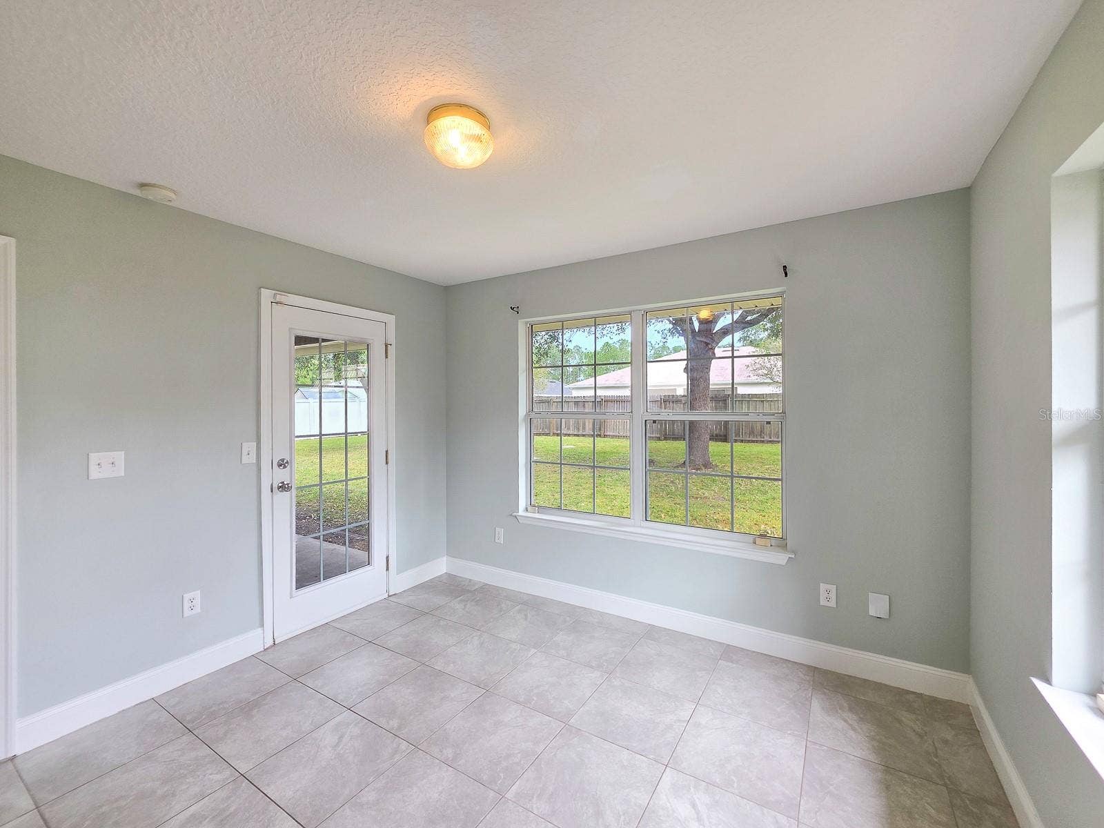 4 LLOWICK COURT, Palm Coast, FL 32164 4 LLOWICK COURT, Palm Coast, FL 32164