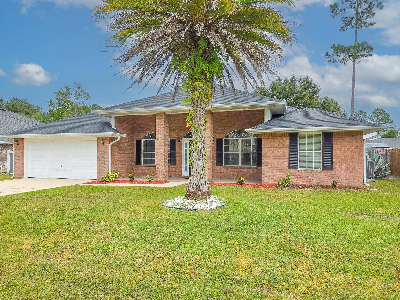 4 LLOWICK COURT, Palm Coast, FL 32164 4 LLOWICK COURT, Palm Coast, FL 32164