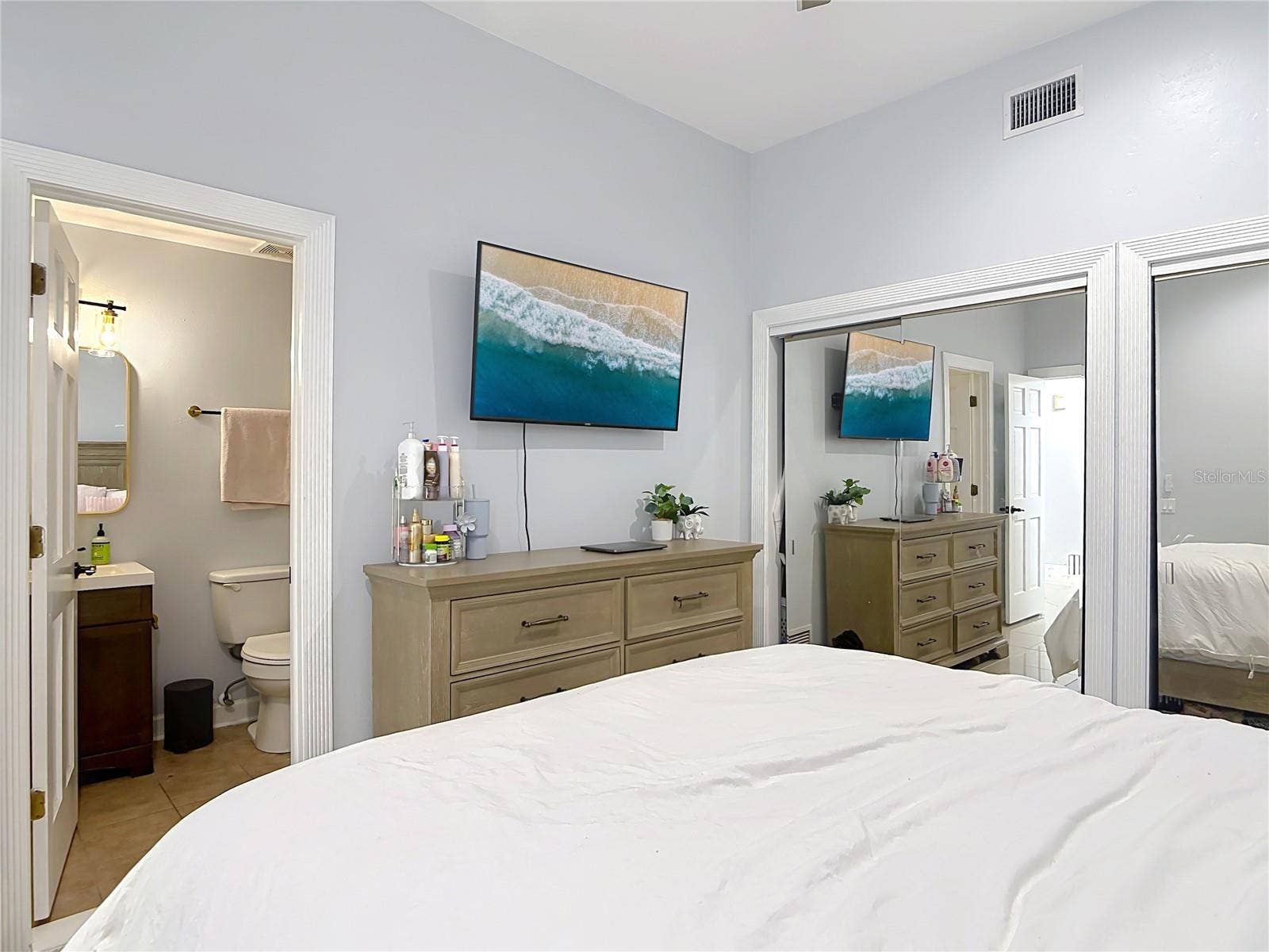 5 BAY POINTE DRIVE, Ormond Beach, FL 32174 5 BAY POINTE DRIVE, Ormond Beach, FL 32174