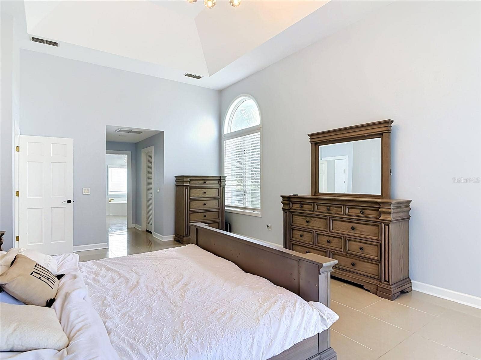 5 BAY POINTE DRIVE, Ormond Beach, FL 32174 5 BAY POINTE DRIVE, Ormond Beach, FL 32174