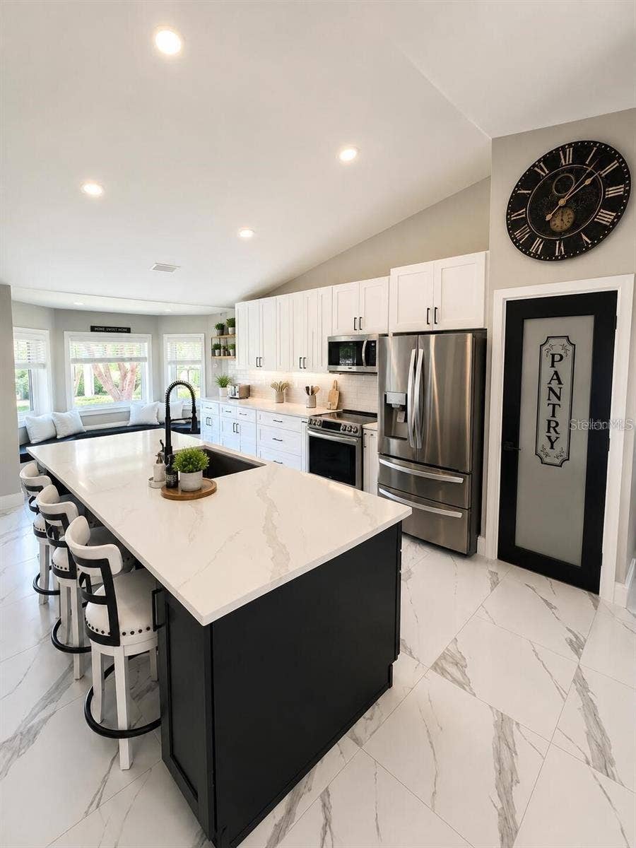 14 LAMOYNE LANE, Palm Coast, FL 32137 custom kitchen open floor plan