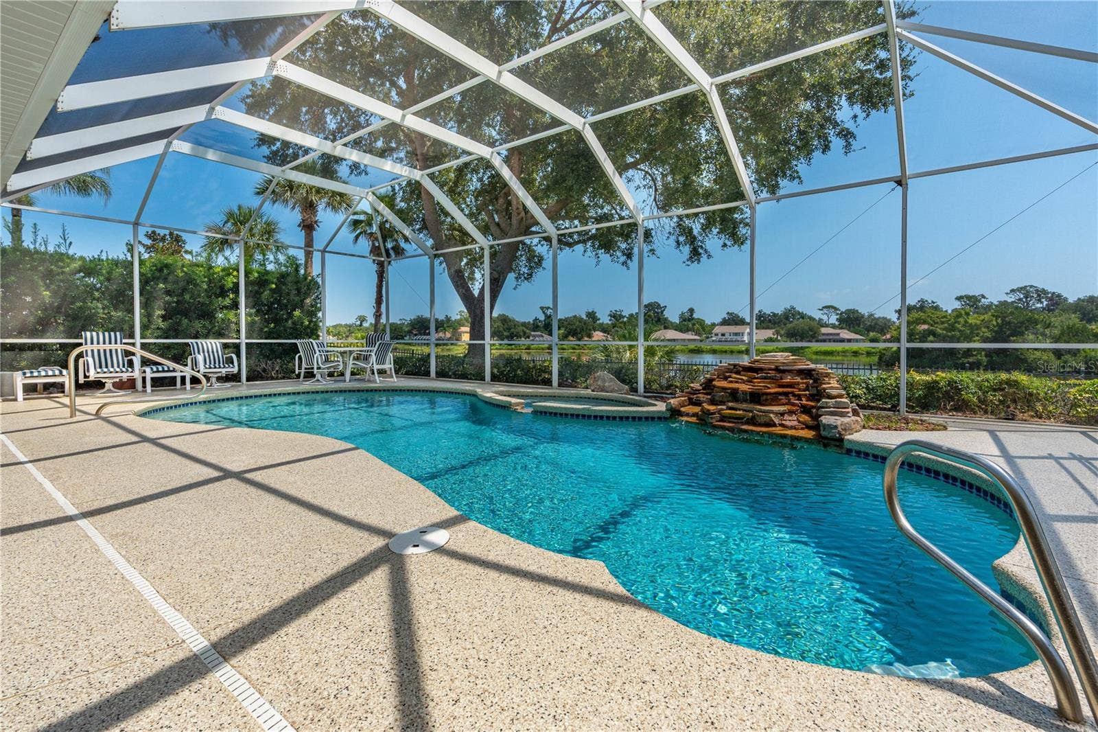 19 LAKECLIFF DRIVE, Ormond Beach, FL 32174 19 LAKECLIFF DRIVE, Ormond Beach, FL 32174