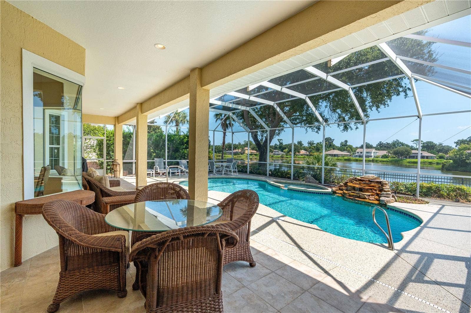 19 LAKECLIFF DRIVE, Ormond Beach, FL 32174 19 LAKECLIFF DRIVE, Ormond Beach, FL 32174
