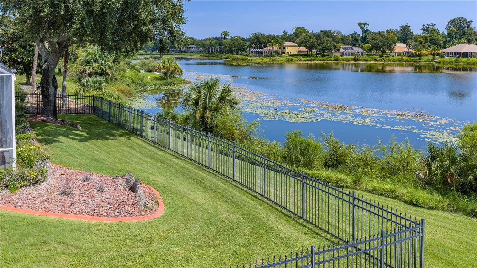 19 LAKECLIFF DRIVE, Ormond Beach, FL 32174 19 LAKECLIFF DRIVE, Ormond Beach, FL 32174
