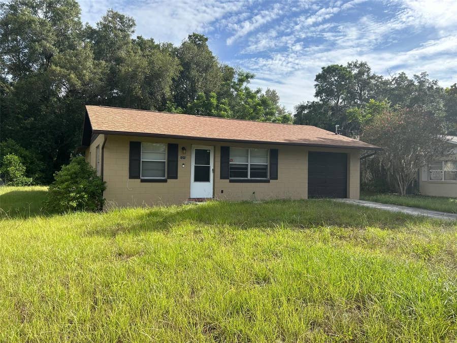 Property photo for 1215 E HAZZARD AVENUE, Eustis, FL