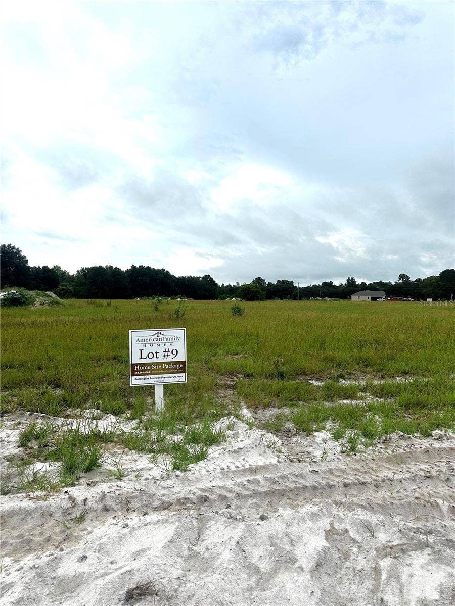 Property photo for 38521 WOODED MEADOW DRIVE, Umatilla, FL