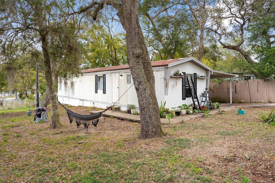 Property photo for 2109 HIALEAH AVENUE, Leesburg, FL