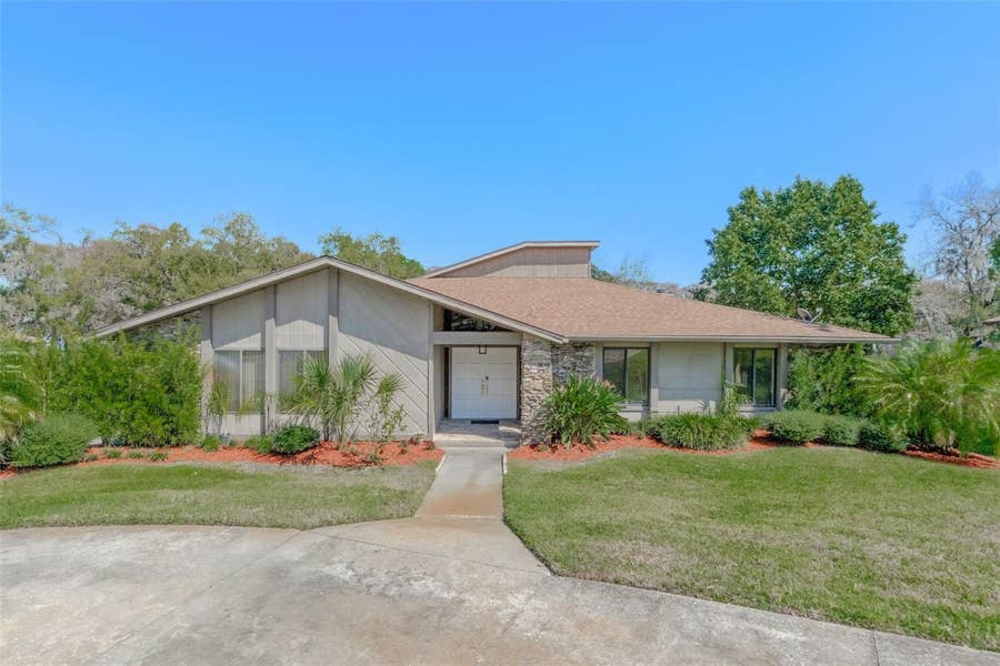 Property photo for 2918 COCOVIA WAY, Leesburg, FL