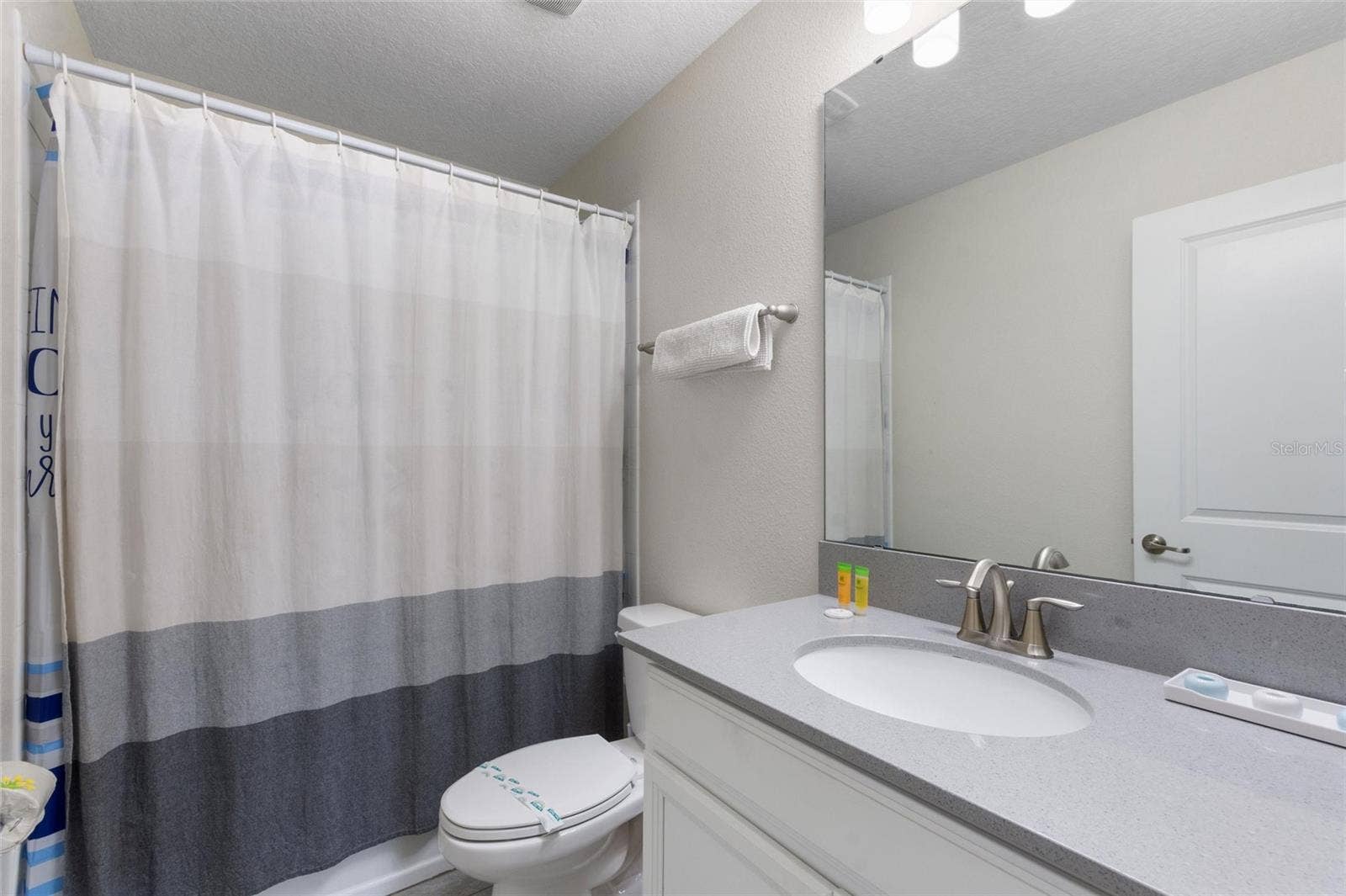 1524 FLANGE DRIVE, Davenport, FL 33896 Primary Bath