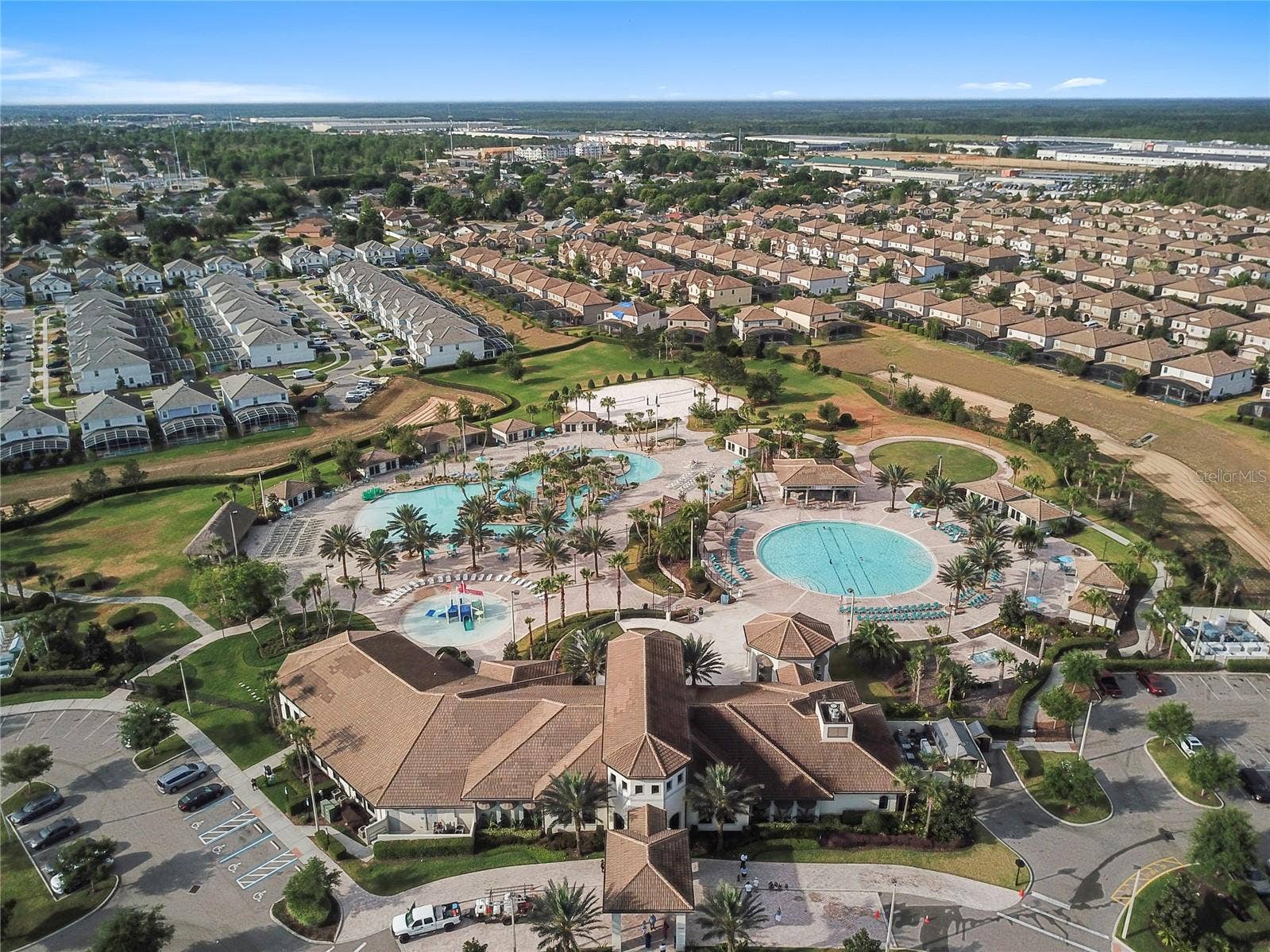 1524 FLANGE DRIVE, Davenport, FL 33896 Aerial Views of clubhouse and ammenities
