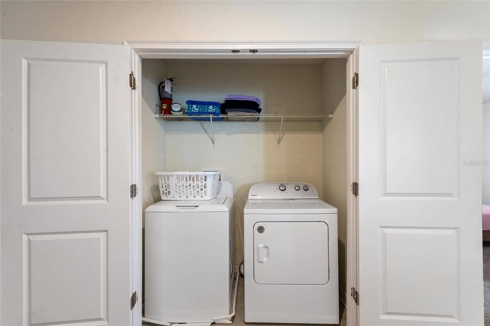 1524 FLANGE DRIVE, Davenport, FL 33896 Laundry Closet